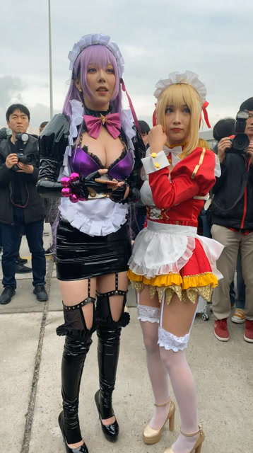 你喜欢左边还是右边？免费观看