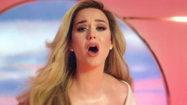 Katy Perry - Never Worn White