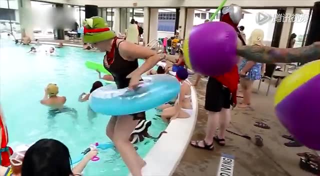 英雄联盟还原度爆表cos 豹女天使女警都是真女神免费观看