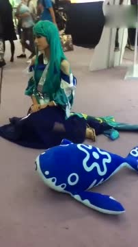 王者荣耀Cosplay：发现敌方周庄，这个一血我让了！免费观看