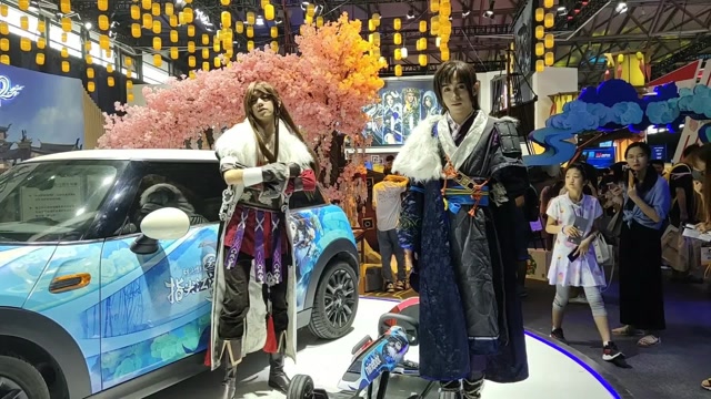 China Joy:好帅气的两位小哥哥！免费观看