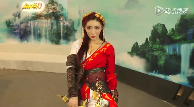 CJ2015美女SG来袭！红衣侠女AKI飘逸霸气免费观看