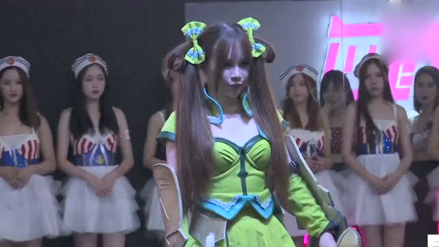 小姐姐show，王者荣耀荆轲最有神韵，庄周不是骑鱼嘛？免费观看