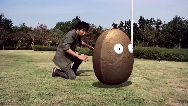 植物大战僵尸：强敌！打不过怎么办，还好提前种了植物啊！免费观看