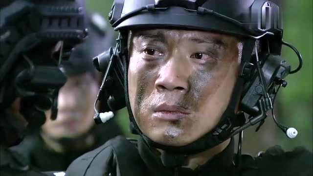 特警力量:郑直这句"你把沈鸿飞还给我们,这一刻我泪目了