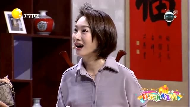 小品 孙涛好心还黄小黄钱包,不料美女拉着他的手不放