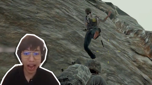 绝地求生：一队人跳悬崖，一个残，一个死，一个安然无恙免费观看