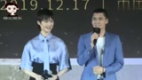 李宇春李易峰同台,李易峰:我是李宇春旁边的李易峰!太逗了