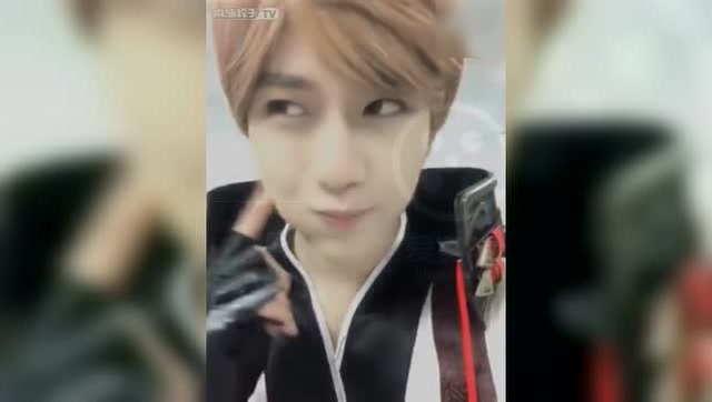 王者荣耀 帅气的李白，我差点就喜欢上你了，还好我是男的免费观看