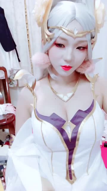 王者荣耀：貂蝉cosplay让你忘不了免费观看