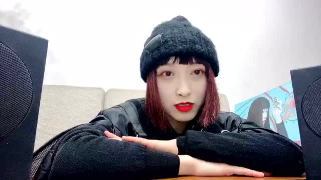 超酷女主唱也有尴尬的舞台经历,王易玄介绍演出忘词趣事