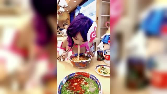 王者荣耀：陪着阿轲姐姐吃东西也是一种幸福免费观看