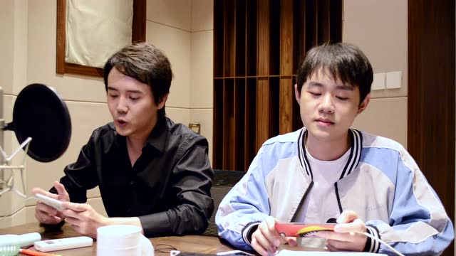 [声控大作战2]第26期：突围千里 舍命陪你免费观看
