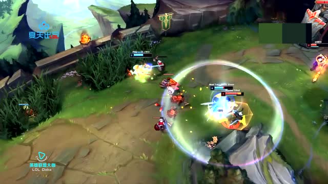 锐雯亚索相爱相杀 这波对拼两边都是满分免费观看