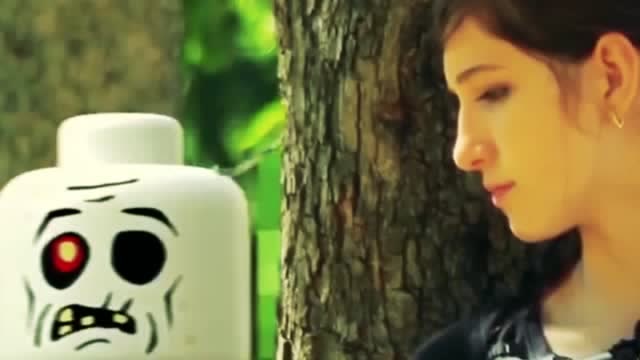 我的世界MC动画：真人版 少女 VS 小僵群，搞笑动画！免费观看