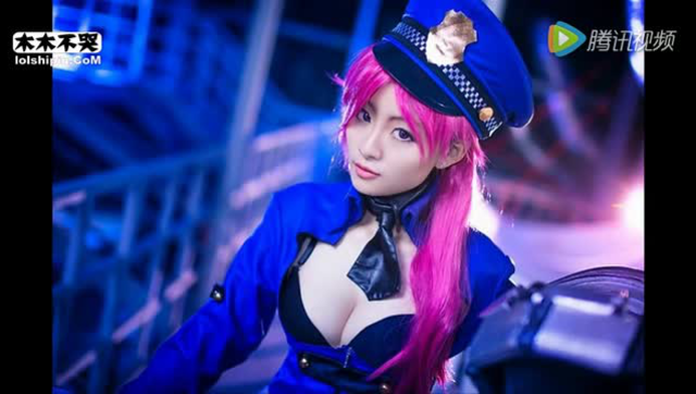 波涛凶猛！史上最胸猛的LOL女英雄真人版免费观看