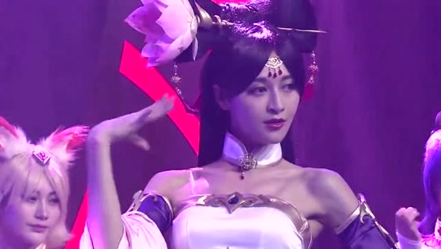 王者荣耀 cosplay 来欣赏妾身的舞姿吧免费观看
