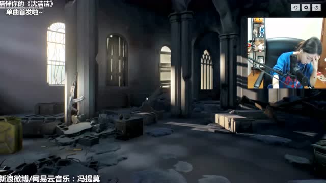 LOL：冯提莫玩绝地求生惨被手雷炸死吓哭直擦眼泪，看着都心疼免费观看