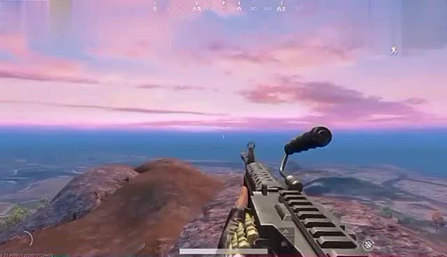 刺激战场：如果你认为枪只能用来射击，就错了！免费观看