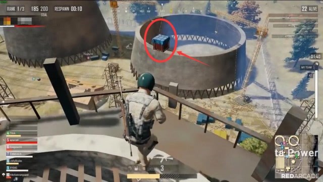 绝地求生：资源箱最霸道的打开方式，小哥直接从88米高楼跳下拦截免费观看