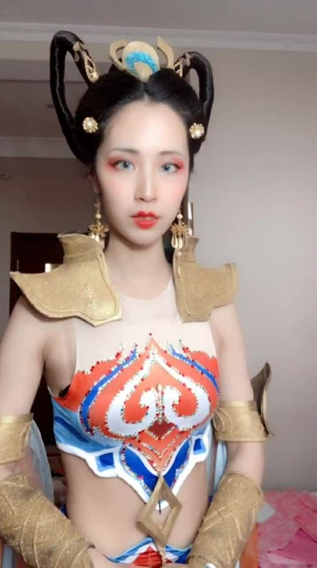 这是一个有味道的视频！对不起，恶搞一下，太想拍这个了免费观看