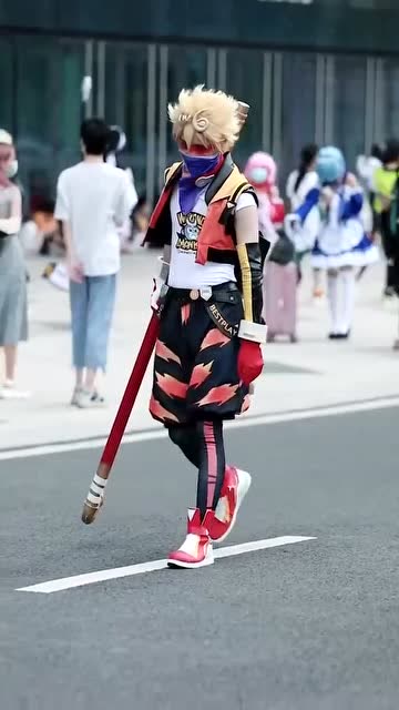 金箍棒一挥谁也不爱漫展免费观看