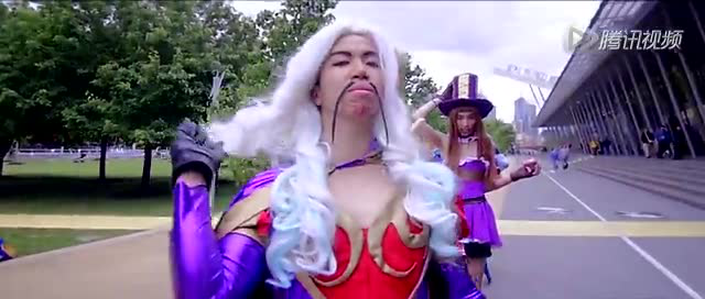 澳大利亚LOL粉神还原COS赏 2分整我笑尿了！免费观看