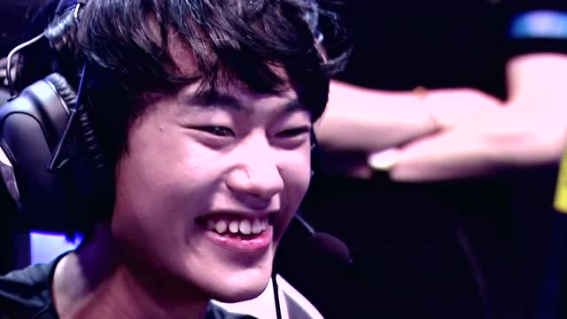 全明星：Knight瑞兹击杀Twila蛇女加冕法师Solo King免费观看