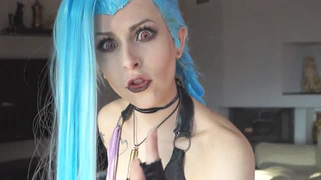 妹子模仿金克丝 超级像！免费观看