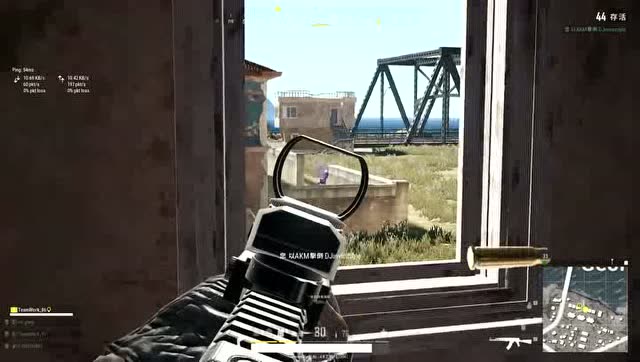 绝地求生：职业玩家打青铜局，画面太美不敢看！免费观看