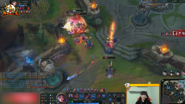 路人王 大家都说AD妮蔻很强 这波1v5守家我佛了免费观看