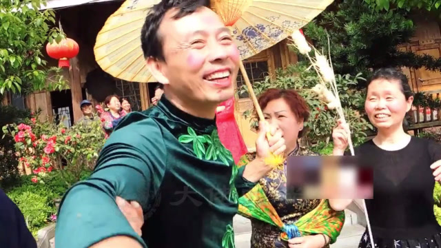 疑似新晃一中嫌犯杜少平参加同学聚会 大佬时光 第1张-久财券 疑似新晃一中嫌犯杜少平参加同学聚会 大佬时光 第1张