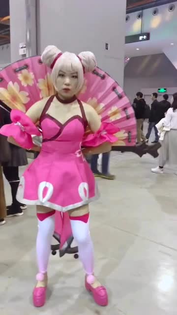 王者荣耀：出肉装小乔就是这样子免费观看