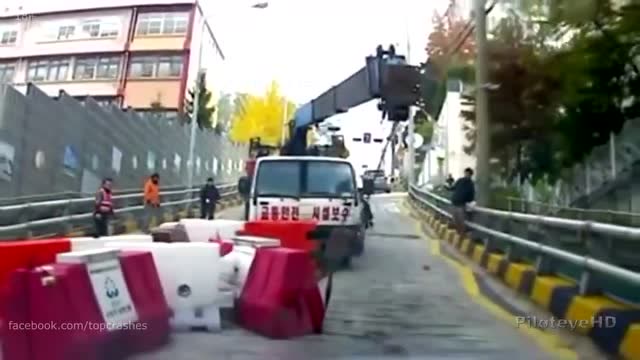 吊車交通事故集錦 (196播放)