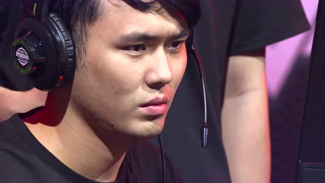 DNF第六届职业赛小组赛A组第二轮仇冬生VS汪昱免费观看