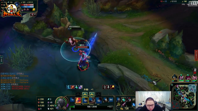 路人王：PDD让人惊叹的走位 300斤肥蛇性感扭腰免费观看