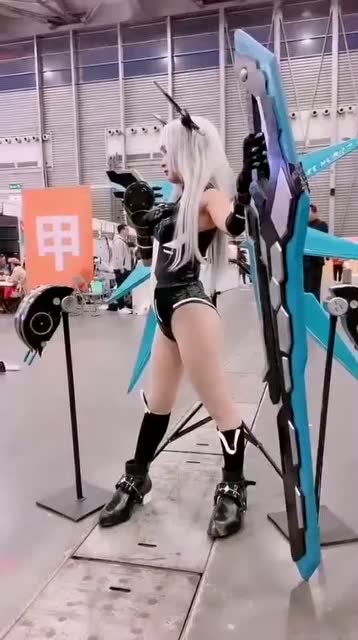 我心中的女神形象，就凭她的一腔热血，抢个镜不过分吧！免费观看