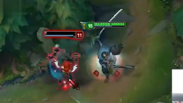 骚男玩亚索是真的皮，原地站着嘲讽女枪，然后就被石头人秒了免费观看