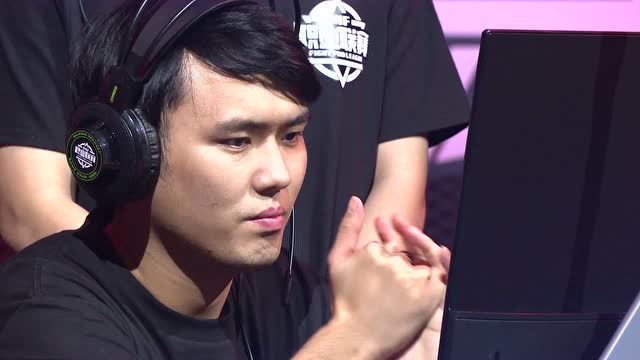 DNF第六届职业赛小组赛A组第二轮仇冬生VS袁磊免费观看