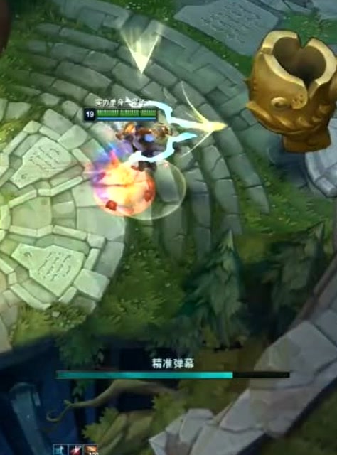 英雄联盟：2000移速德莱文追自己大招，亚索：比我快乐免费观看