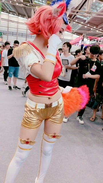 小姐姐扮演的妲己，看上去像是本色出演了免费观看