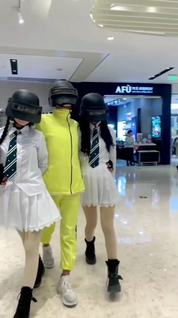 以为是个青铜，结果是个黑铁？免费观看