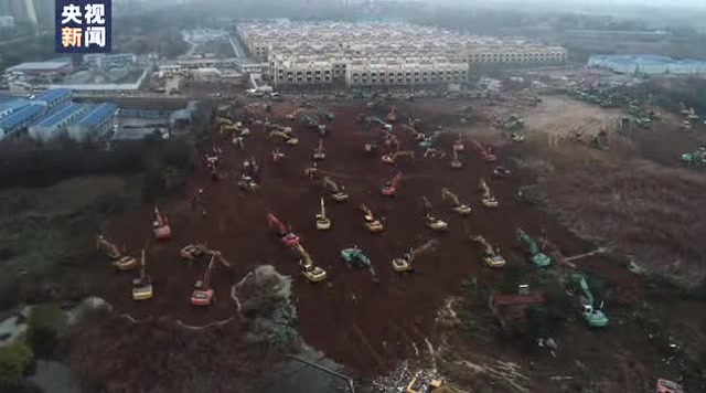 總檯記者直擊 | 與時間賽跑 武漢“小湯山”開建