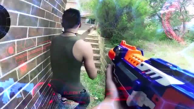 脑洞大开的5毛特效真人版CS，怀念曾经跟基友熬夜奋战的日子免费观看