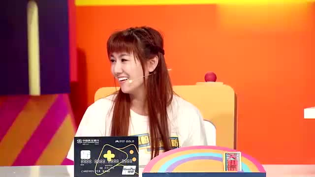 呆妹儿回击喷子的方式亮了，你才是真正的女汉子，这么刚猛！免费观看