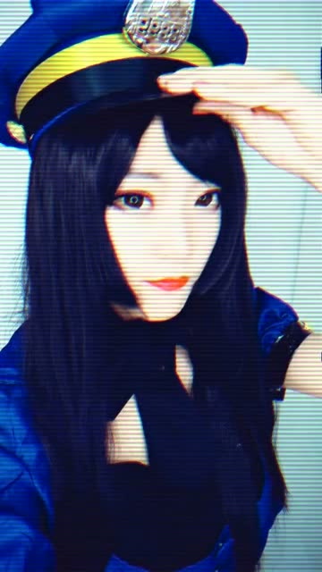 英雄联盟女警cos—变身女警逮捕你！免费观看