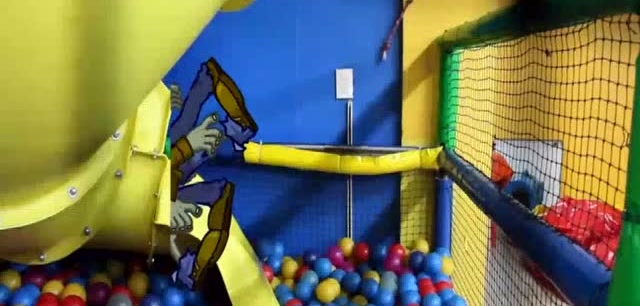 植物大战僵尸：僵尸卡住了免费观看