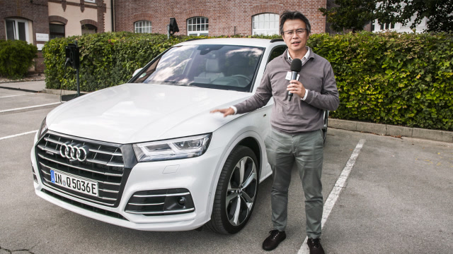 《夏東評車》試駕奧迪Q5 PHEV,我就關心“通電”有沒有影響空間?