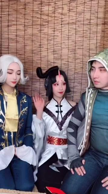 下面请允许我们为您表演一个节目：口吐芬芳！免费观看