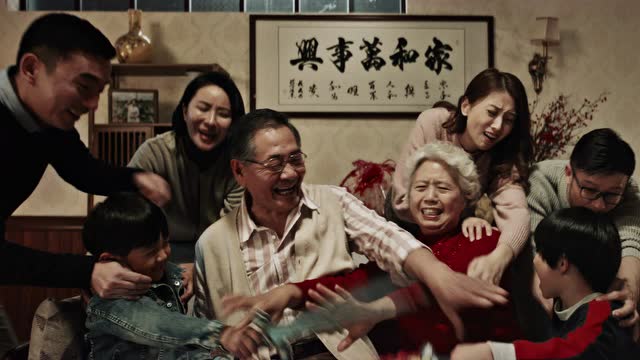 王者荣耀2020新春贺岁品牌片“过年有王者”免费观看